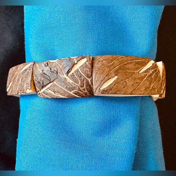 Coconut Bracelet - Picture 2 of 4